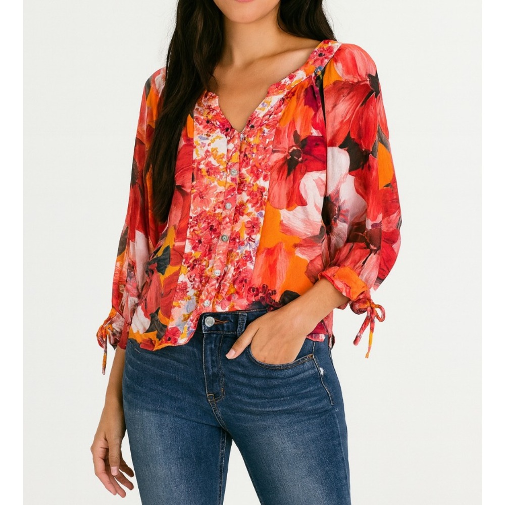 fig and flower Top Womens Small White Red Floral Garden Party Boho Country